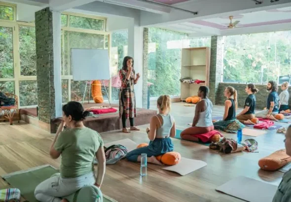what does yoga teacher do
