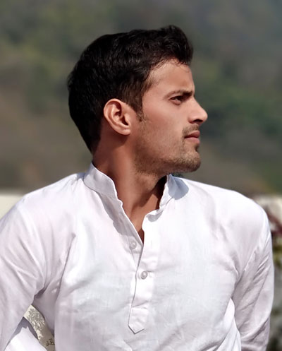 best Yoga Teacher in rishikesh