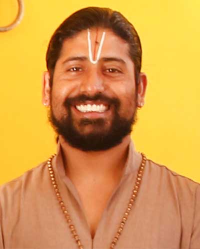 Yogi Mandeep Bhatt